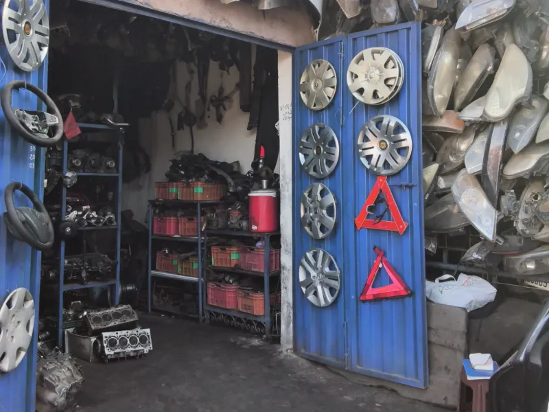 GARAGE DE MR OMAR MORO, 5 / 5